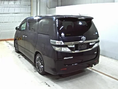 TOYOTA VELLFIRE