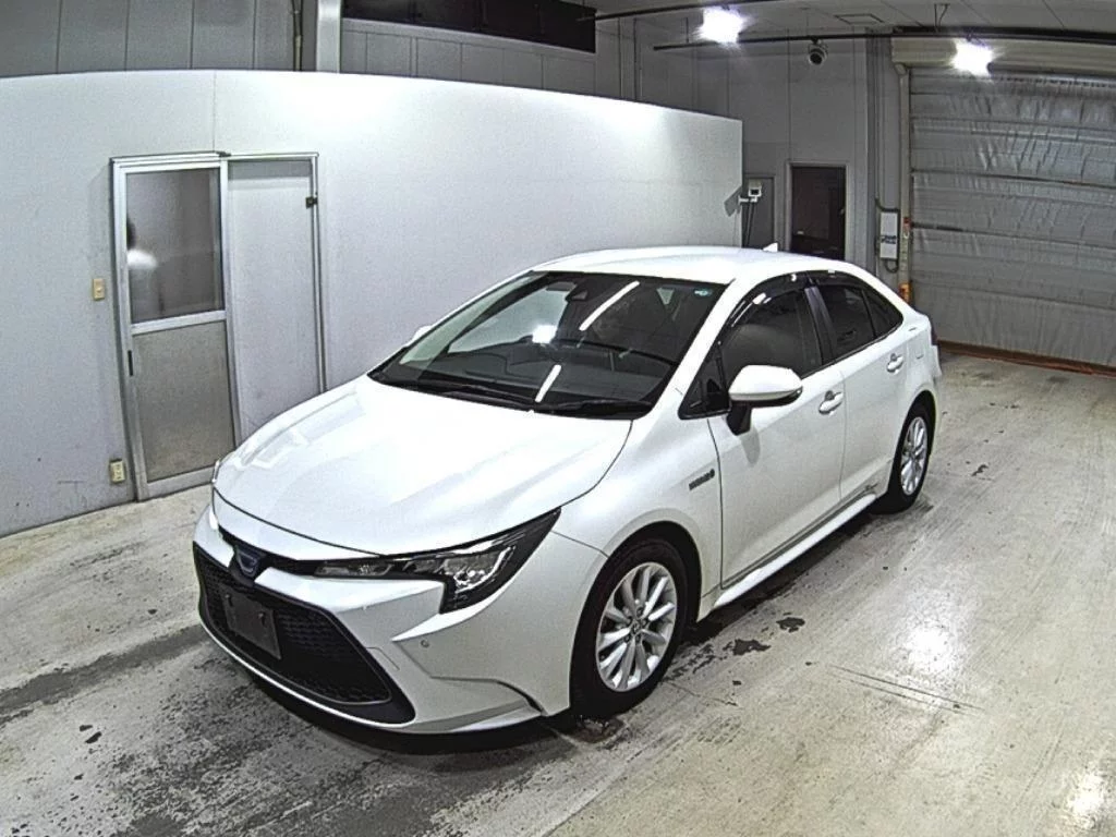 Toyota Corolla  с аукциона в Японии