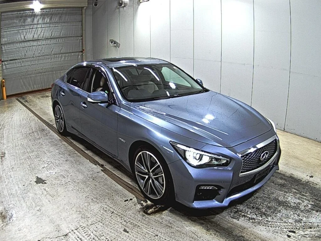 Nissan Skyline  с аукциона в Японии