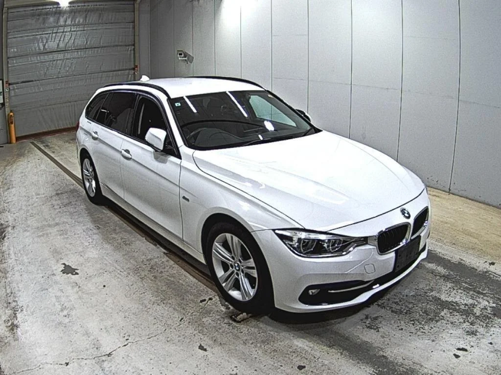 BMW 3-Series 2016