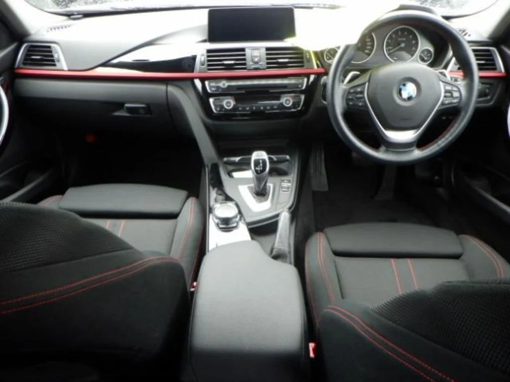 BMW 3-Series  с аукциона в Японии