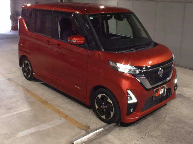 Nissan Roox 2021