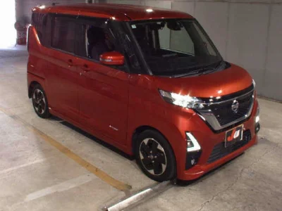NISSAN ROOX