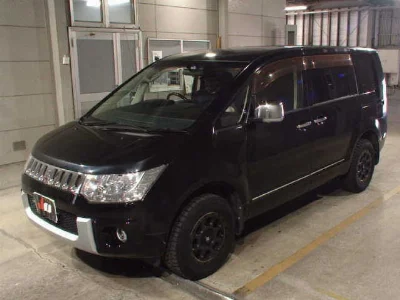 MITSUBISHI DELICA D5