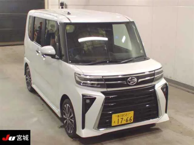 Daihatsu Tanto 2023