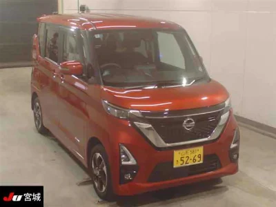 NISSAN ROOX