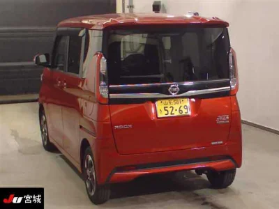 NISSAN ROOX