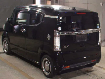 HONDA N BOX SLASH