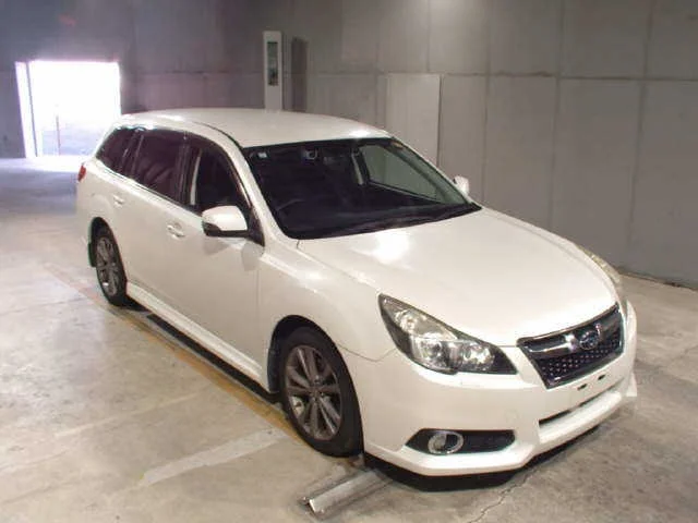 Subaru Legacy  с аукциона в Японии