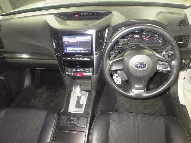 Subaru Legacy  с аукциона в Японии