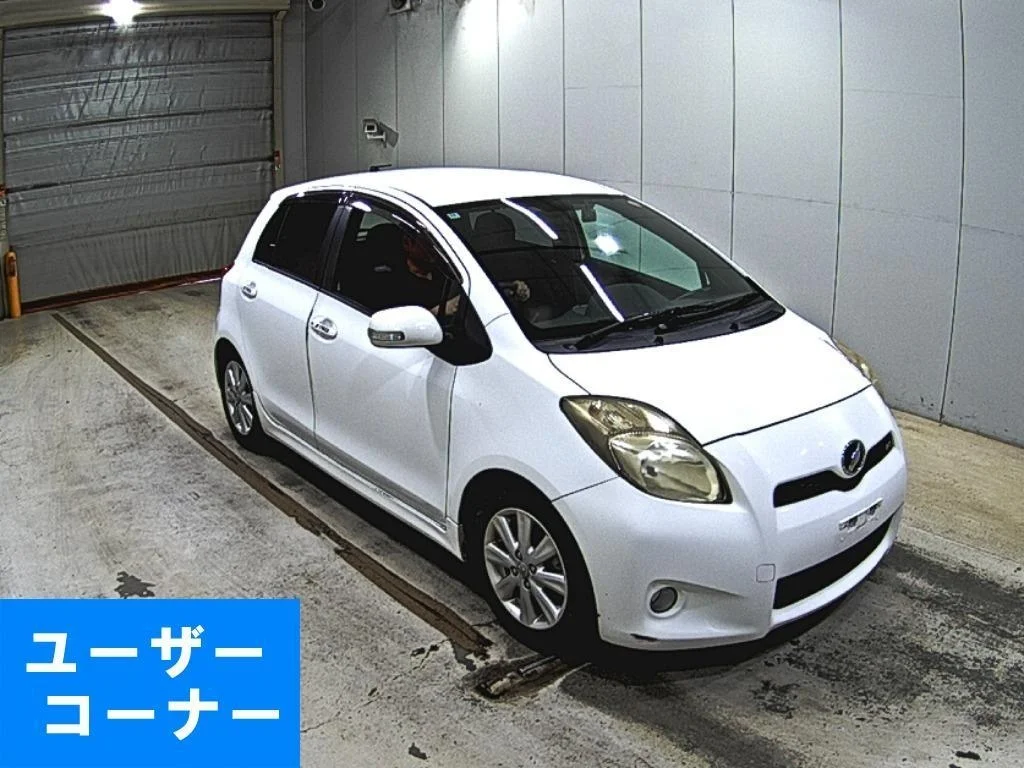Toyota Vitz 2010