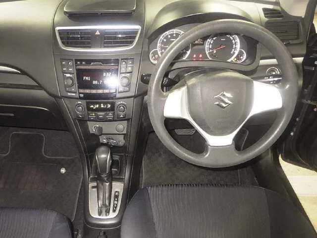 Suzuki Swift  с аукциона в Японии