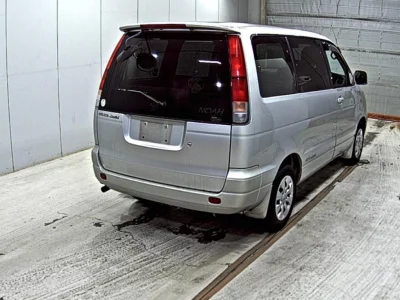 Toyota TownAce Noah