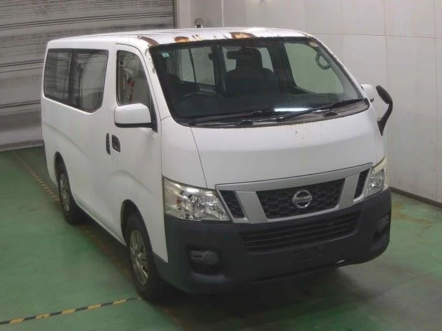 Nissan NV350 Caravan 2012