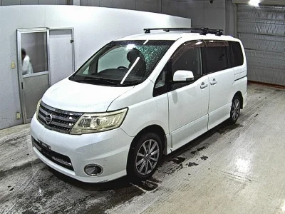 NISSAN SERENA