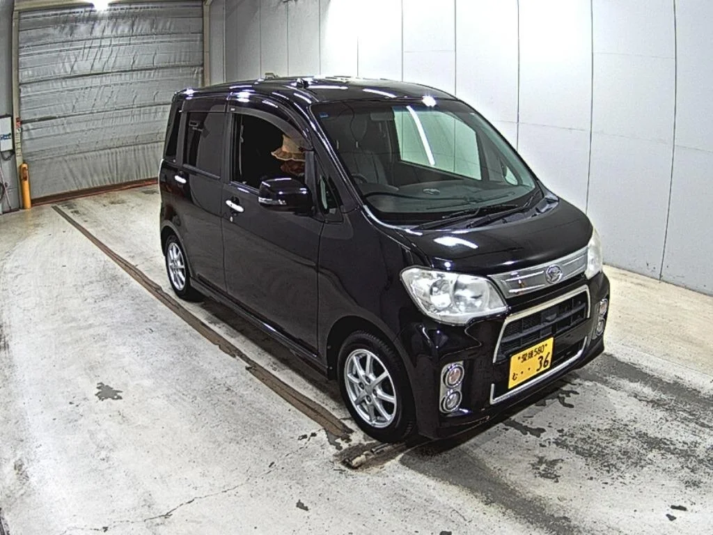 Daihatsu Tanto Exe 2012