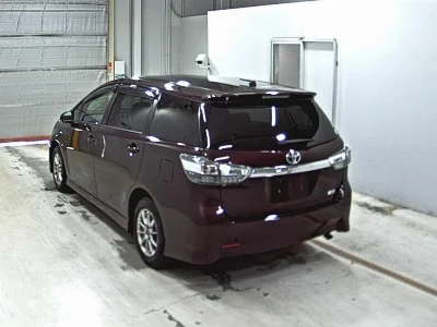 TOYOTA WISH