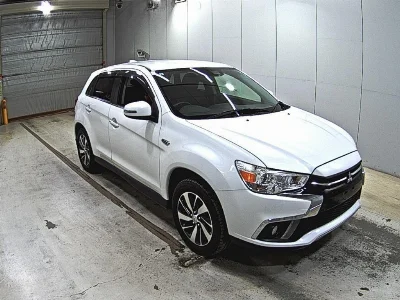 MITSUBISHI RVR
