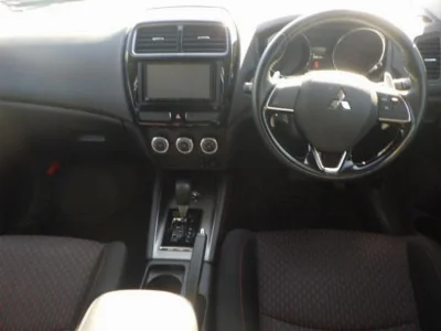 MITSUBISHI RVR