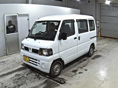 NISSAN CLIPPER VAN