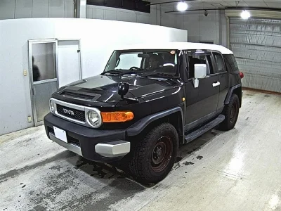 TOYOTA FJ CRUISER