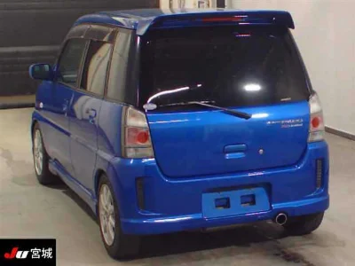Subaru Pleo