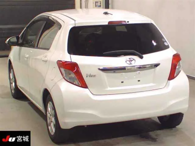 Toyota Vitz 2012