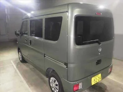NISSAN CLIPPER VAN