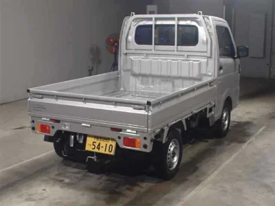 NISSAN CLIPPER TRUCK