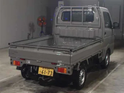 NISSAN CLIPPER TRUCK