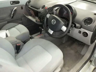 VOLKSWAGEN NEW BEETLE