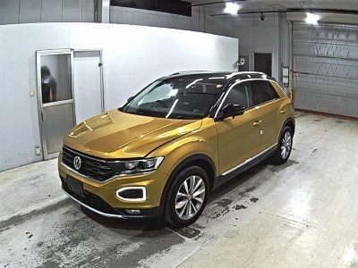 VOLKSWAGEN T-ROC