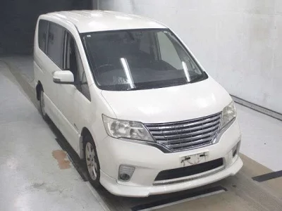 NISSAN SERENA