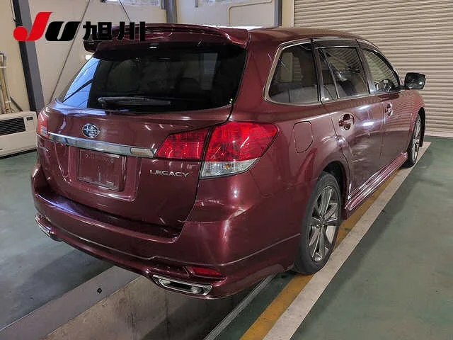 Subaru Legacy  с аукциона в Японии