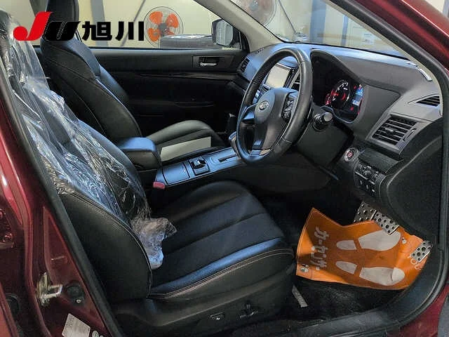 Subaru Legacy  с аукциона в Японии