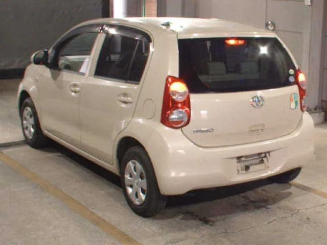 Toyota Passo 2013