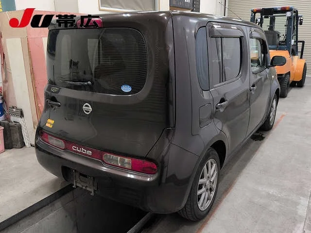 Nissan Cube  с аукциона в Японии