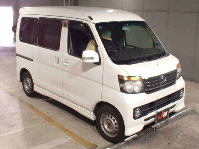 Daihatsu Atrai 2012