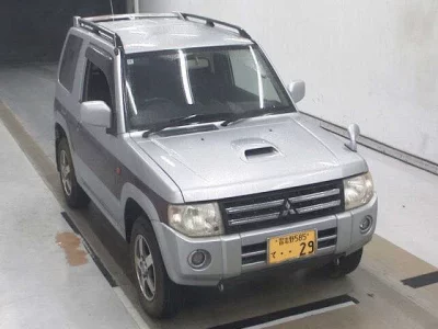 Mitsubishi PAJERO MINI