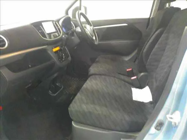 Suzuki Wagon R  с аукциона в Японии