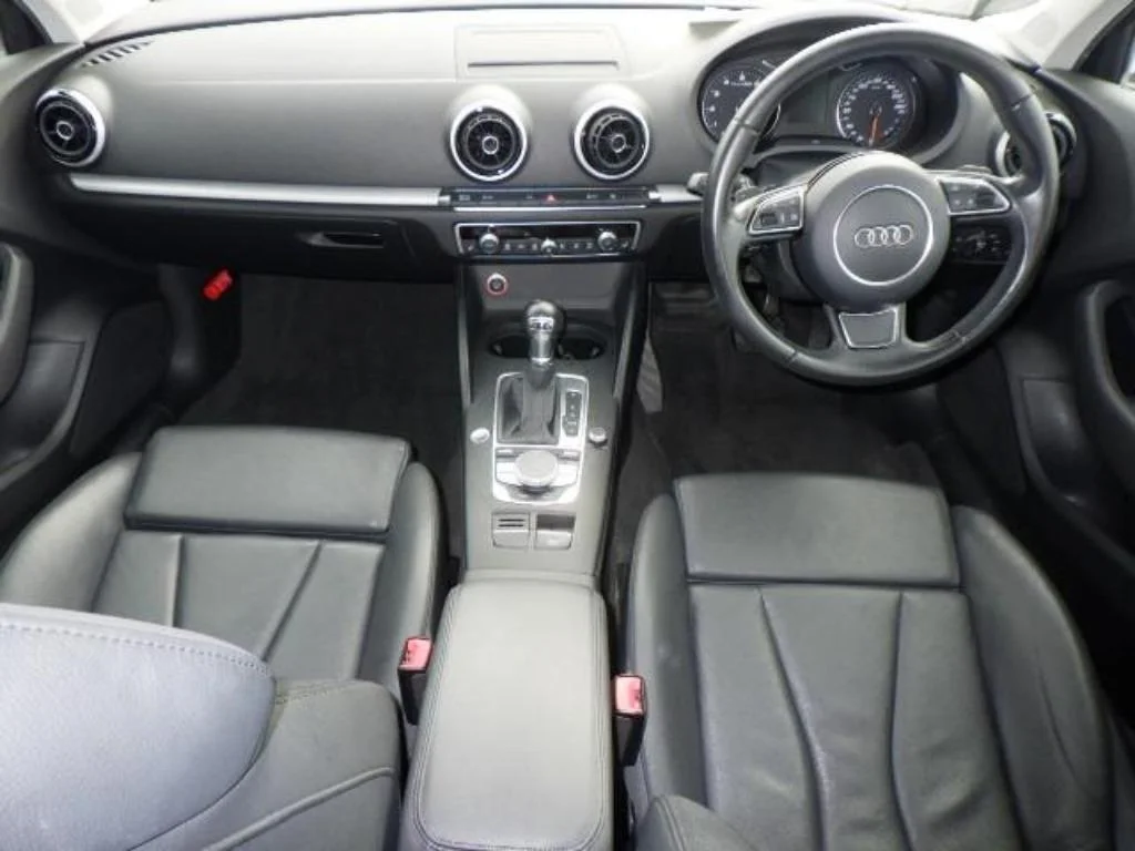Audi A3  с аукциона в Японии