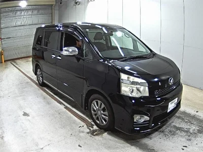 TOYOTA VOXY, 2013 — лот японского аукциона