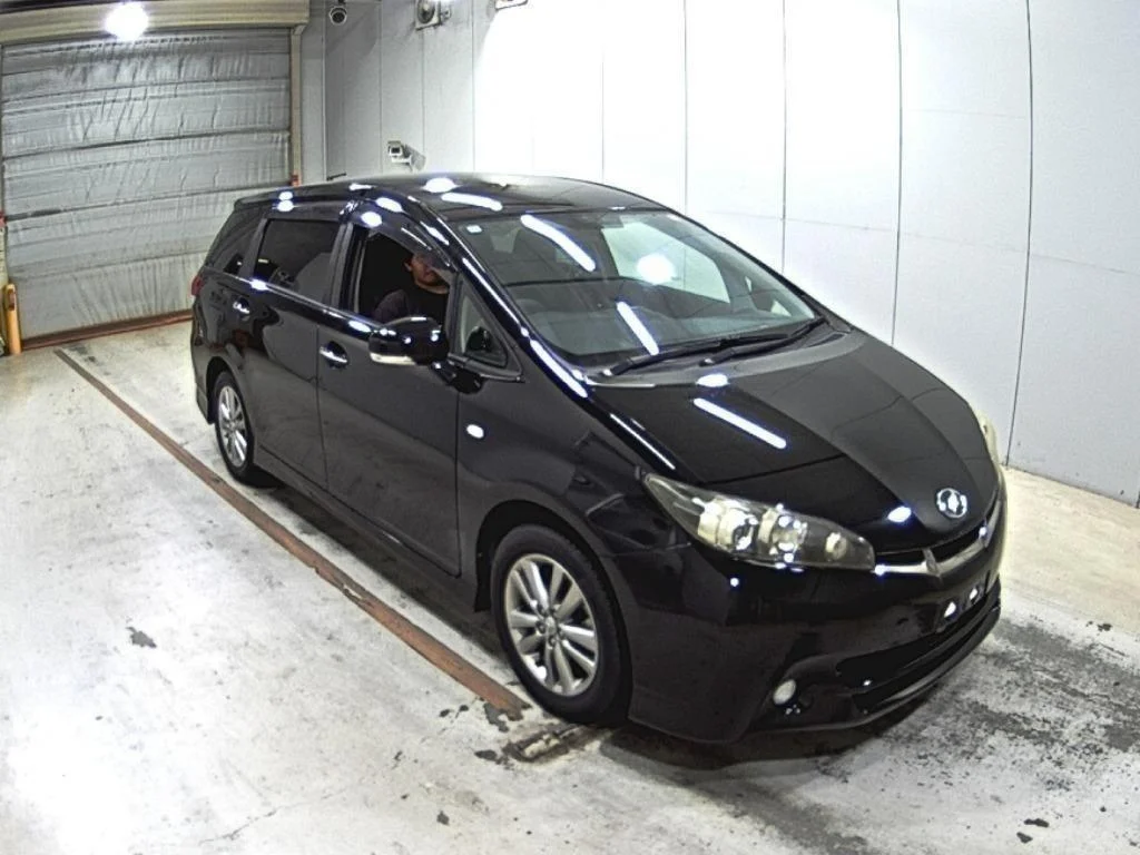 Toyota Wish 2012