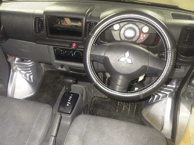 Mitsubishi Minicab  с аукциона в Японии