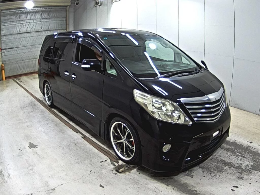 Toyota Alphard 2011