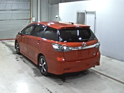TOYOTA WISH
