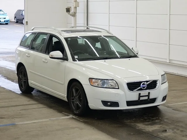 Volvo V50  с аукциона в Японии