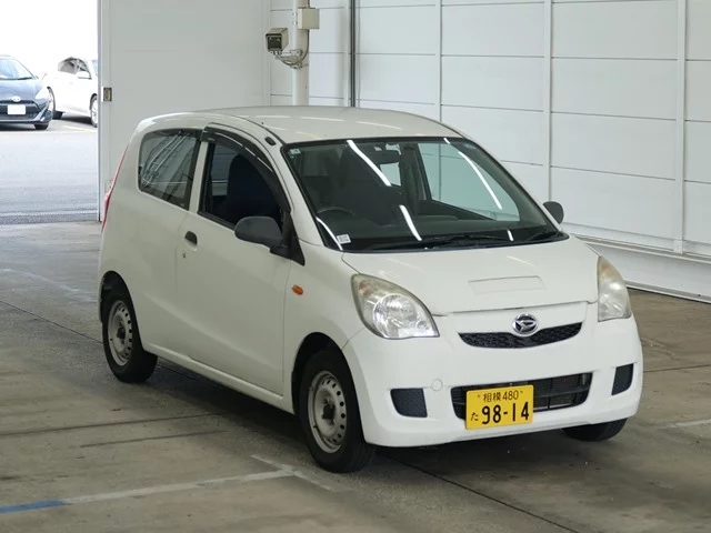 Daihatsu Mira 2014
