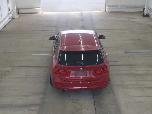 BMW 3-Series  с аукциона в Японии