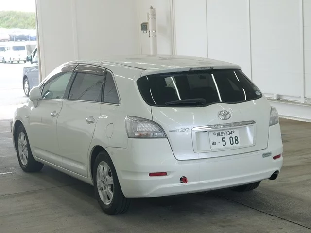 Toyota Mark X Zio 2008